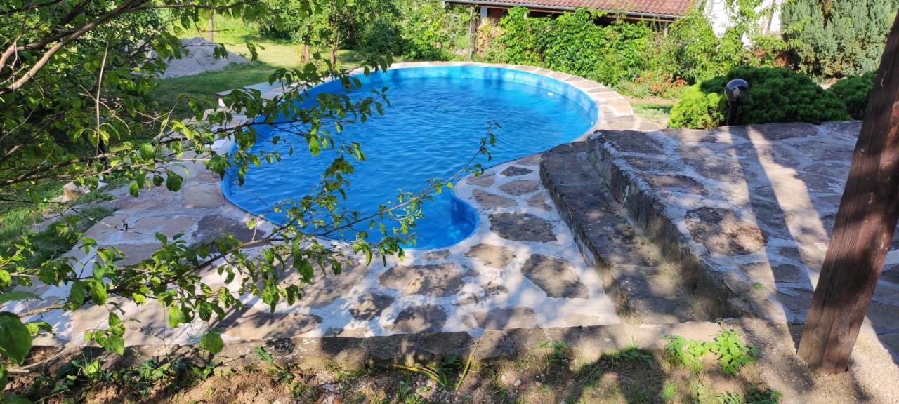 Villa "Суларската Къща" Gabrovo Exterior foto